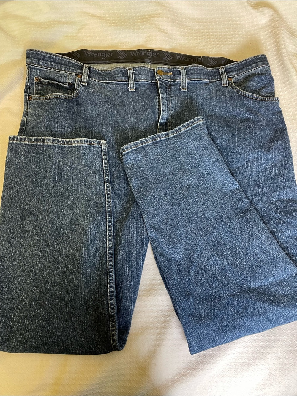 Wrangler Men's Performance Series Stretch Regular Fit 48x30